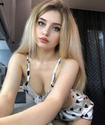 Алиса, 22